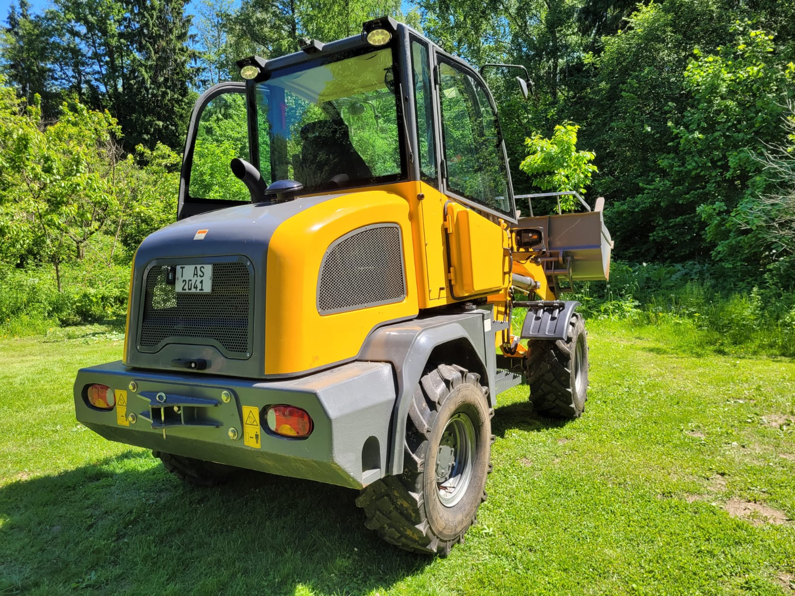 KIMA K1600, FRONTAL LOADER